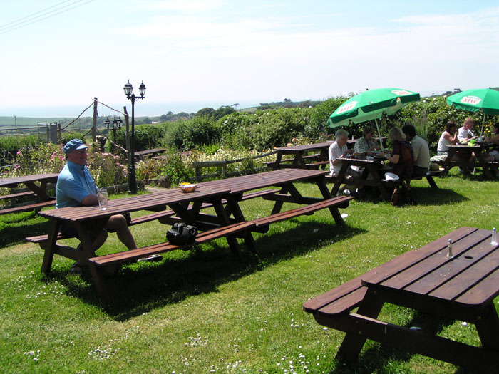 Hulverstone Sun Inn 001