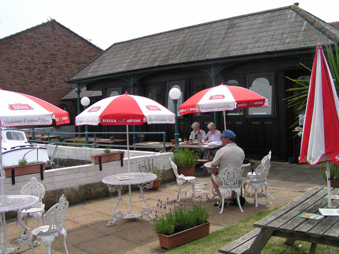 Wootton Sloop Inn 002