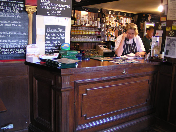 Arreton White Lion 003