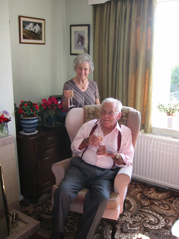 Isaac Cundall in 2005 60th wedding anniversary 5